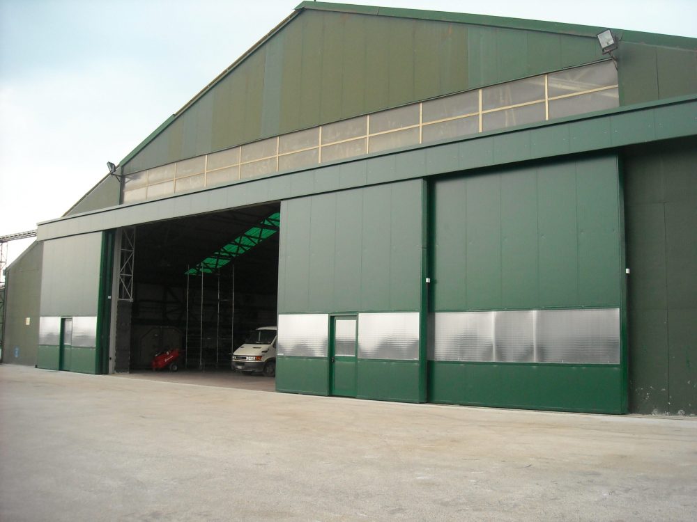 hangars